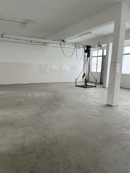 Jalan Senang, , 3,602 sqft, Light Industrial (B1) For Rent, by Alice Chia, 500163630 - Interior - CommercialGuru.com.sg