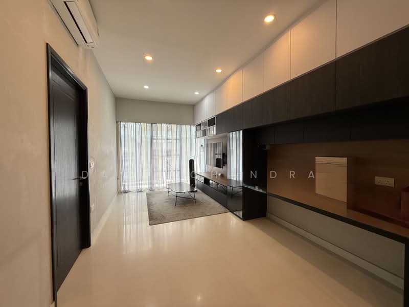 E Maisons (The Maisons), 30 Braddell Road, 1 Bedroom, 570 sqft, Apartment For Rent, by David Chandra, 500163643 - Living Room - PropertyGuru.com.sg
