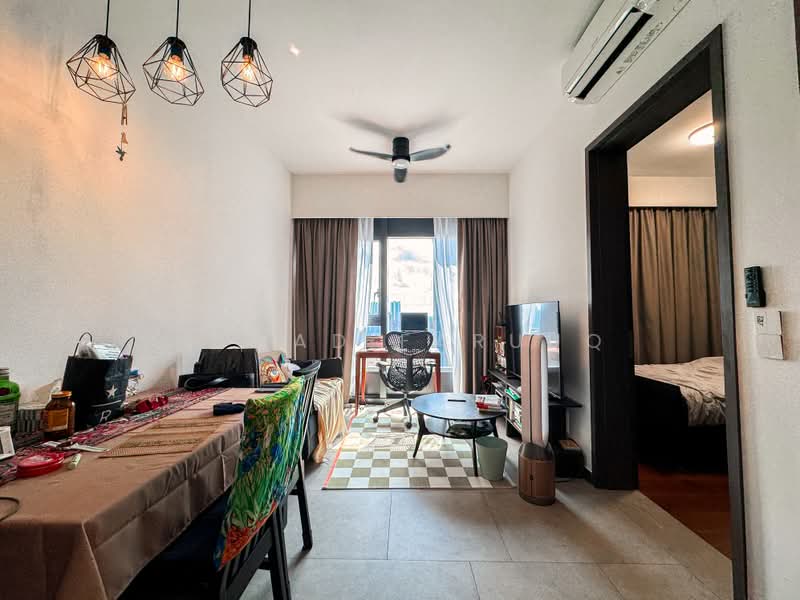 Midtown Modern, 18 Tan Quee Lan Street, 1 Bedroom, 409 sqft, Condominium For Sale, by Ahmad Faruuq, 500163645 - Living Room - PropertyGuru.com.sg
