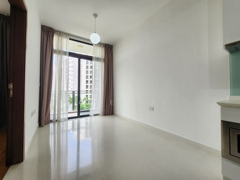 Urban Vista, 18 Tanah Merah Kechil Link, 2 Bedrooms, 549 sqft, Condominium For Sale, by Xavier Tay, 500163651 - Living Room - PropertyGuru.com.sg