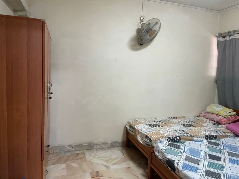 143 Potong Pasir Avenue 2, 143 Potong Pasir Avenue 2, Room Rental, 200 sqft, HDB Flat For Rent, by David Ang, 500163655 - Bedroom - PropertyGuru.com.sg