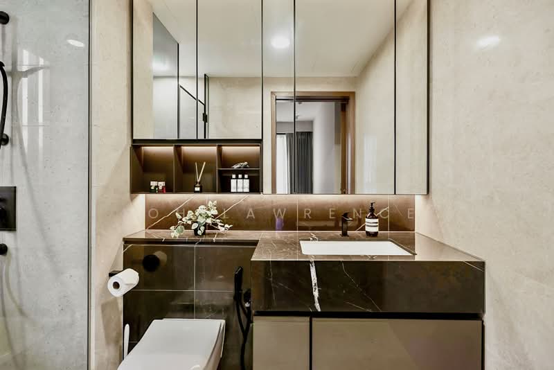 The Atelier, 2 Makeway Avenue, 2 Bedrooms, 915 sqft, Condominium For Sale, by Koh Lawrence, 500163659 - Bathroom - PropertyGuru.com.sg