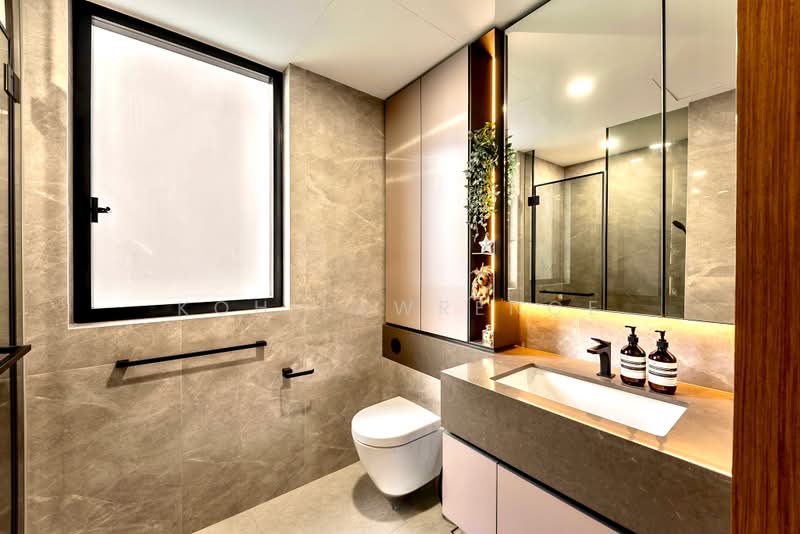 The Atelier, 2 Makeway Avenue, 2 Bedrooms, 915 sqft, Condominium For Sale, by Koh Lawrence, 500163659 - Bathroom - PropertyGuru.com.sg