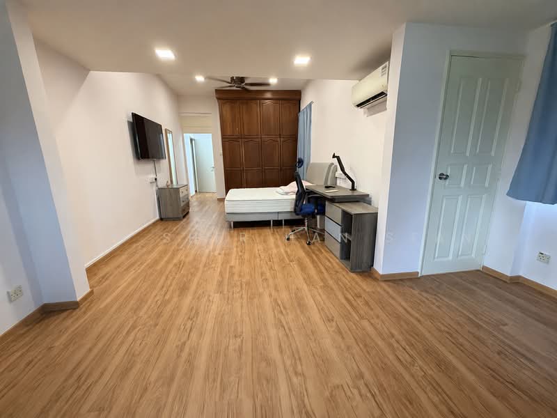 Jalan harom setangkai, Jalan Harom Setangkai, Room Rental, 400 sqft, Semi-Detached House For Rent, by Lim Sher Han Sean, 500163664 - Bedroom - PropertyGuru.com.sg