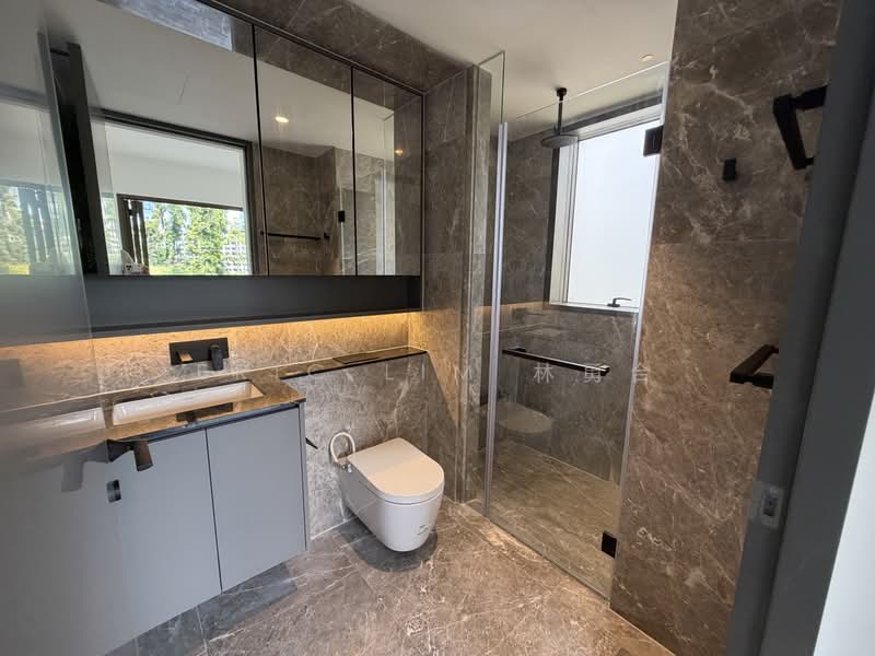 The Landmark, 173 Chin Swee Road, 4 Bedrooms, 1,141 sqft, Condominium For Rent, by Eric Lim 林勇合, 500163666 - Bathroom - PropertyGuru.com.sg
