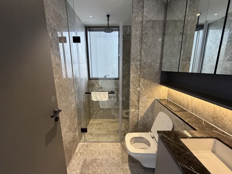 The Landmark, 173 Chin Swee Road, 4 Bedrooms, 1,141 sqft, Condominium For Rent, by Eric Lim 林勇合, 500163666 - Bathroom - PropertyGuru.com.sg