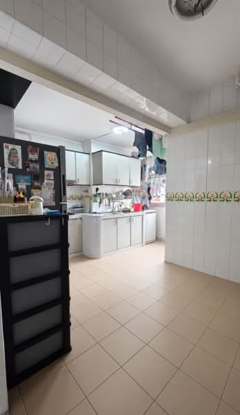 718 Jurong West Street 71, 718 Jurong West Street 71, 3 Bedrooms, 1,151 sqft, HDB Flat For Sale, by Jian Ming, 500163667 - Kitchen - PropertyGuru.com.sg