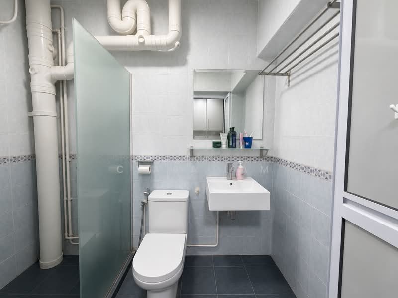 507D Wellington Circle, 507D Wellington Circle, 3 Bedrooms, 1,399 sqft, HDB Flat For Sale, by Clara Lam, 500163681 - Bathroom - PropertyGuru.com.sg