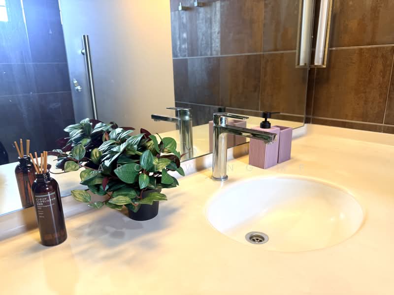 296 Yishun Street 20, 296 Yishun Street 20, 3 Bedrooms, 980 sqft, HDB Flat For Sale, by Carol Wong XP, 500163687 - Bathroom - PropertyGuru.com.sg
