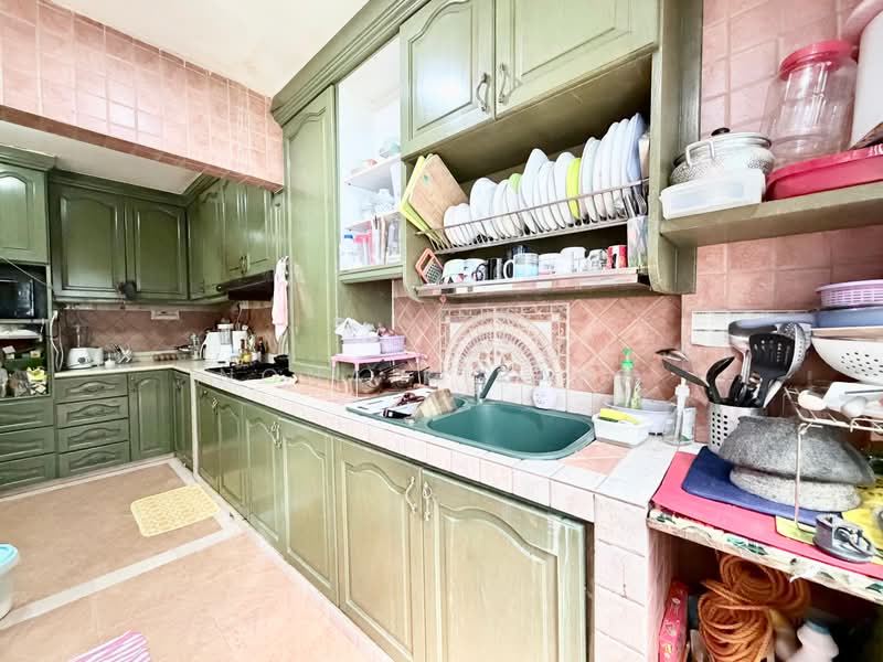205B Compassvale Lane, 205B Compassvale Lane, 4 Bedrooms, 1,539 sqft, HDB Flat For Sale, by Nona Kirana, 500163688 - Kitchen - PropertyGuru.com.sg