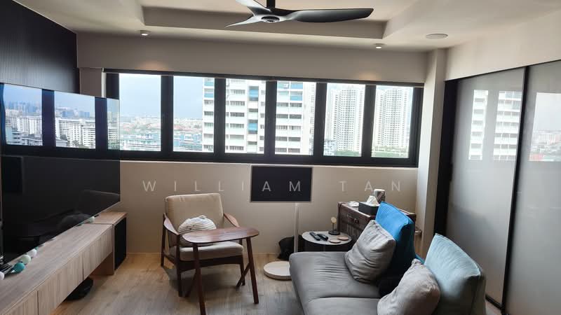 545 Ang Mo Kio Avenue 10, 545 Ang Mo Kio Avenue 10, 3 Bedrooms, 1,270 sqft, HDB Flat For Sale, by William Tan, 500163691 - Living Room - PropertyGuru.com.sg