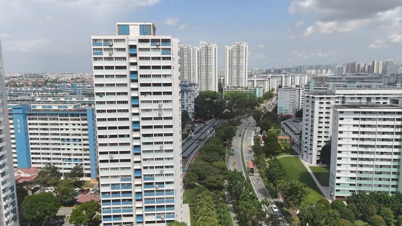 545 Ang Mo Kio Avenue 10, 545 Ang Mo Kio Avenue 10, 3 Bedrooms, 1,270 sqft, HDB Flat For Sale, by William Tan, 500163691 - Exterior - PropertyGuru.com.sg