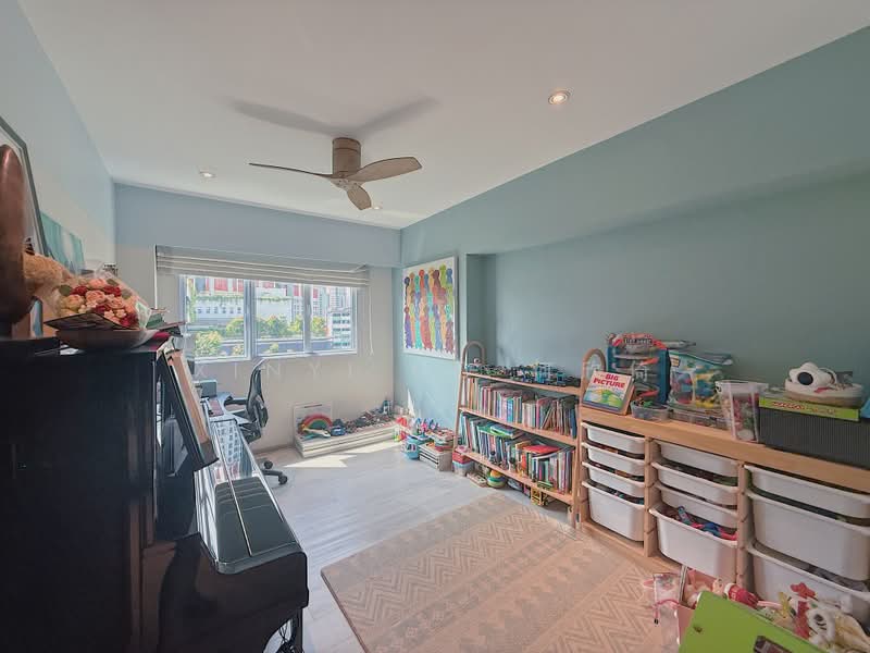 8B Boon Tiong Road, 8B Boon Tiong Road, 3 Bedrooms, 1,076 sqft, HDB Flat For Sale, by Xinyi Ho 何欣倚, 500163705 - Bedroom 1 - PropertyGuru.com.sg