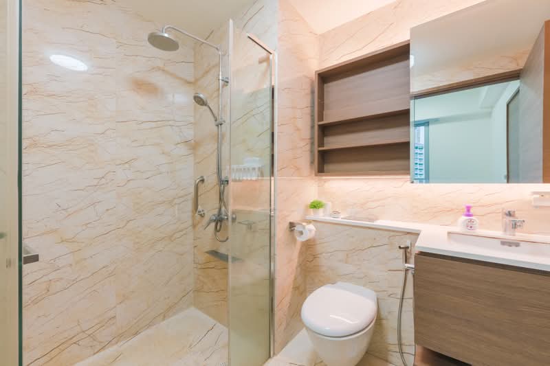 Queens Peak, 3 Dundee Road, 1 Bedroom, 441 sqft, Condominium For Rent, by Ian Chua, 500163707 - Bathroom - PropertyGuru.com.sg