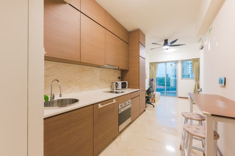 Queens Peak, 3 Dundee Road, 1 Bedroom, 441 sqft, Condominium For Rent, by Ian Chua, 500163707 - Kitchen - PropertyGuru.com.sg