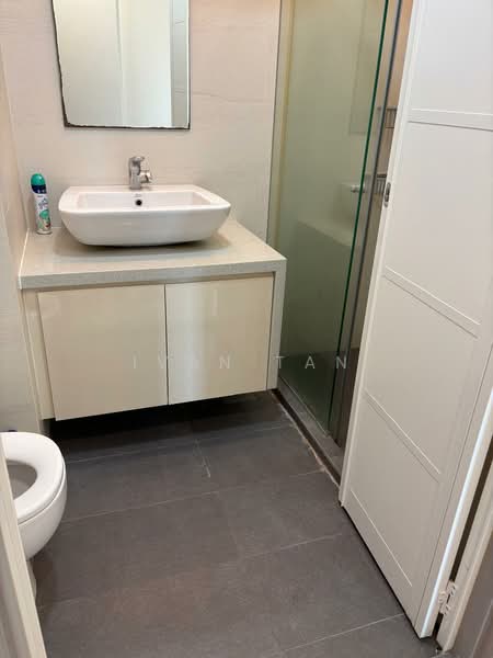 86 Dawson Road, 86 Dawson Road, 3 Bedrooms, 936 sqft, HDB Flat For Rent, by Ivan Tan, 500163710 - Bathroom - PropertyGuru.com.sg