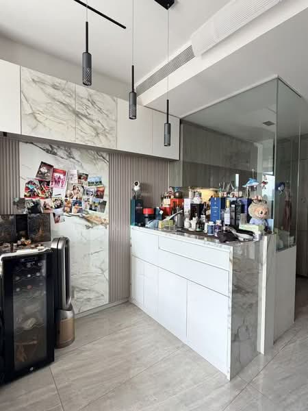 Leedon Green, 28 Leedon Heights, 2 Bedrooms, 710 sqft, Condominium For Sale, by Kenneth Shi, 500163715 - Interior - PropertyGuru.com.sg