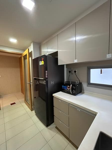 Prive, 31 Punggol Field, 3 Bedrooms, 1,098 sqft, Executive Condominium For Sale, by Zach Lim, 500163730 - Kitchen - PropertyGuru.com.sg