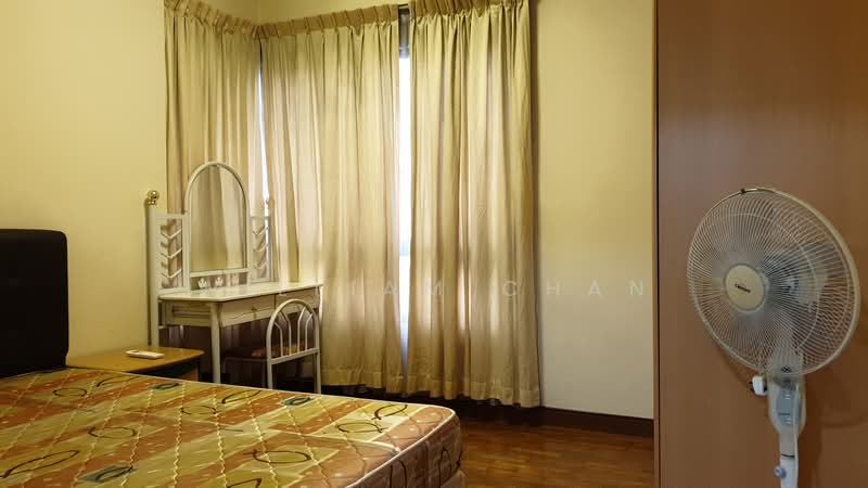 The Mayfair, 5 Jurong East Street 32, 2 Bedrooms, 920 sqft, Condominium For Rent, by William Chan, 500163742 - Bedroom - PropertyGuru.com.sg