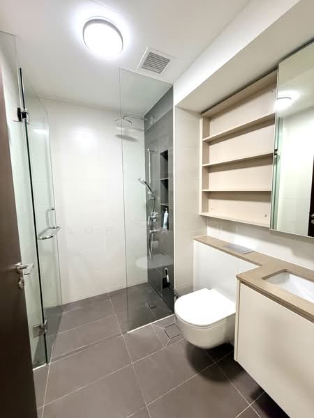 The Gazania, 5 How Sun Drive, 2 Bedrooms, 700 sqft, Condominium For Sale, by Loh Yan Yi, 500163746 - Bathroom - PropertyGuru.com.sg