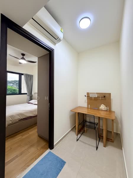 The Gazania, 5 How Sun Drive, 2 Bedrooms, 700 sqft, Condominium For Sale, by Loh Yan Yi, 500163746 - Bedroom - PropertyGuru.com.sg