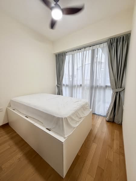 The Gazania, 5 How Sun Drive, 2 Bedrooms, 700 sqft, Condominium For Sale, by Loh Yan Yi, 500163746 - Bedroom - PropertyGuru.com.sg