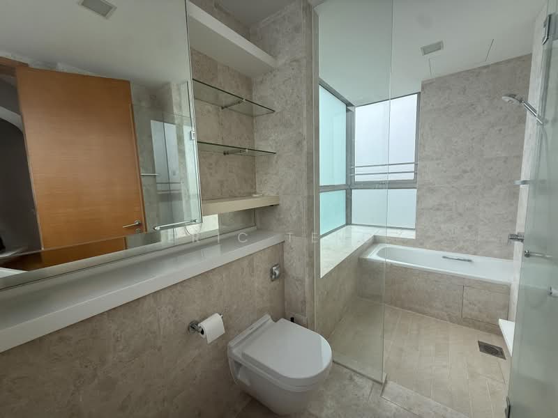 One Jervois, 3 Jervois Close, 4 Bedrooms, 1,701 sqft, Condominium For Rent, by Eric Teng, 500163748 - Bathroom - PropertyGuru.com.sg