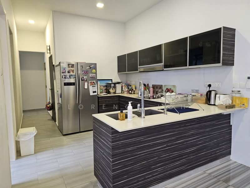 Serangoon Garden Estate, , 5 Bedrooms, 5,000 sqft, Detached House For Sale, by Florence Loh, 500163757 - Kitchen - PropertyGuru.com.sg