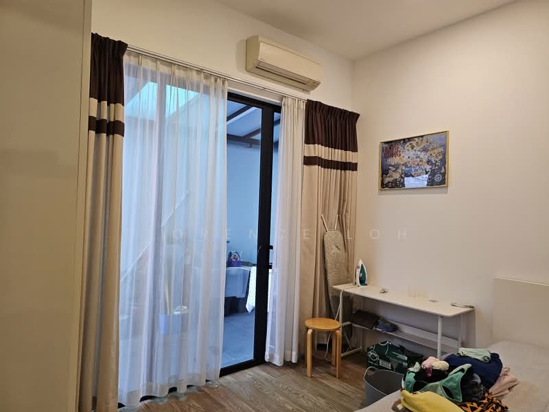 Serangoon Garden Estate, , 5 Bedrooms, 5,000 sqft, Detached House For Sale, by Florence Loh, 500163757 - Bedroom - PropertyGuru.com.sg