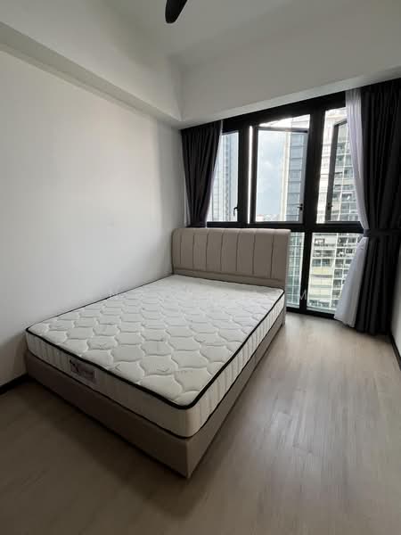 Parc Riviera, 101 West Coast Vale, 2 Bedrooms, 710 sqft, Condominium For Rent, by Angela Lim, 500163759 - Master Bedroom - PropertyGuru.com.sg