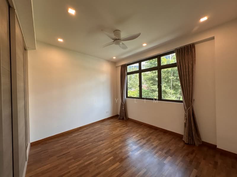 The Riverina, 31 Riverina Walk, 6 Bedrooms, 3,200 sqft, Semi-Detached House For Rent, by Jenny Lim, 500163760 - Bedroom - PropertyGuru.com.sg