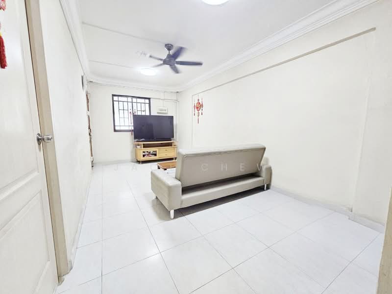 102 Woodlands Street 13, 102 Woodlands Street 13, 2 Bedrooms, 721 sqft, HDB Flat For Sale, by Jace Chew, 500163762 - Living Room - PropertyGuru.com.sg