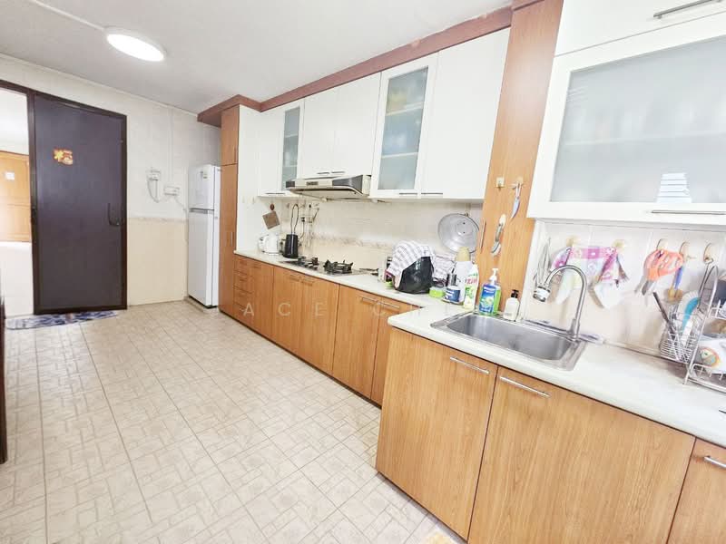 102 Woodlands Street 13, 102 Woodlands Street 13, 2 Bedrooms, 721 sqft, HDB Flat For Sale, by Jace Chew, 500163762 - Kitchen - PropertyGuru.com.sg