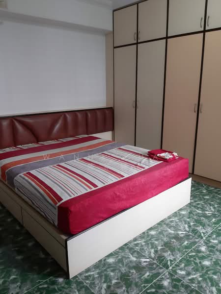 287C Jurong East Street 21, 287C Jurong East Street 21, 4 Bedrooms, 1,550 sqft, HDB Flat For Rent, by Wanni Chan 陈寀颖, 500163764 - Master Bedroom - PropertyGuru.com.sg