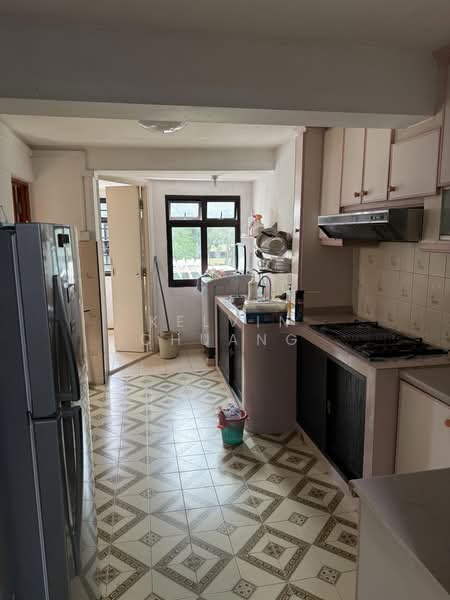 19 Ghim Moh Road, 19 Ghim Moh Road, 2 Bedrooms, 700 sqft, HDB Flat For Sale, by Kelvin Chuang, 500163767 - Kitchen - PropertyGuru.com.sg