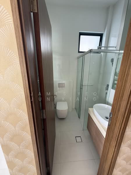 D19 Bungalow for Rent, Ponggol Twenty Fourth Avenue, 7 Bedrooms, 5,011 sqft, Bungalow House For Rent, by James Yeo Jun Xiang, 500163768 - Bathroom - PropertyGuru.com.sg