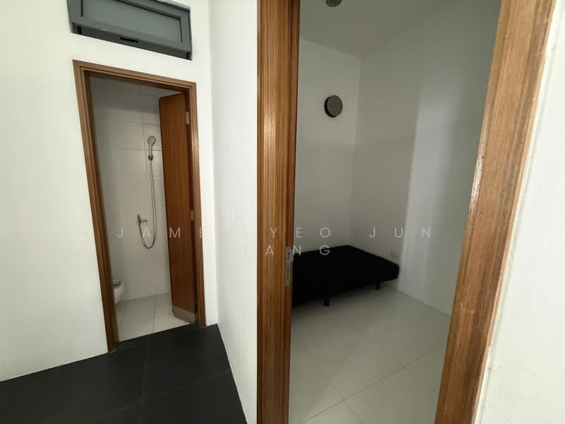 D19 Bungalow for Rent, Ponggol Twenty Fourth Avenue, 7 Bedrooms, 5,011 sqft, Bungalow House For Rent, by James Yeo Jun Xiang, 500163768 - Bathroom - PropertyGuru.com.sg