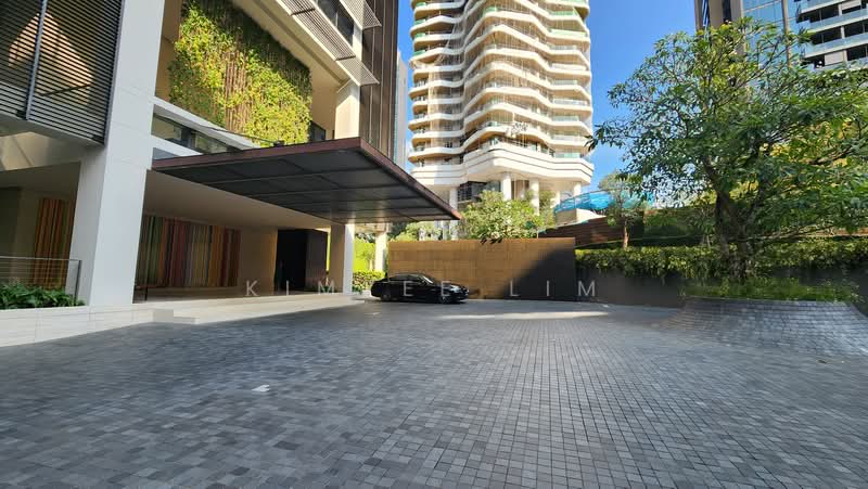 Hana, 8 Tomlinson Road, 4 Bedrooms, 3,531 sqft, Apartment For Rent, by Kimyee Lim, 500163771 - Sheltered pick up point next to lobby - PropertyGuru.com.sg