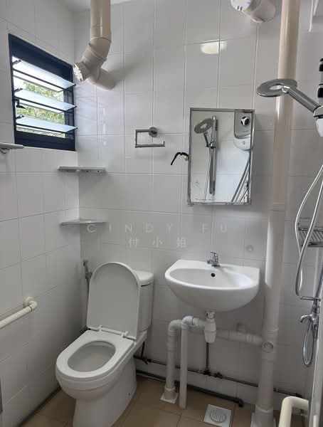 51 Kent Road, 51 Kent Road, Room Rental, 200 sqft, HDB Flat For Rent, by Cindy Fu 付小姐, 500163772 - Bathroom - PropertyGuru.com.sg