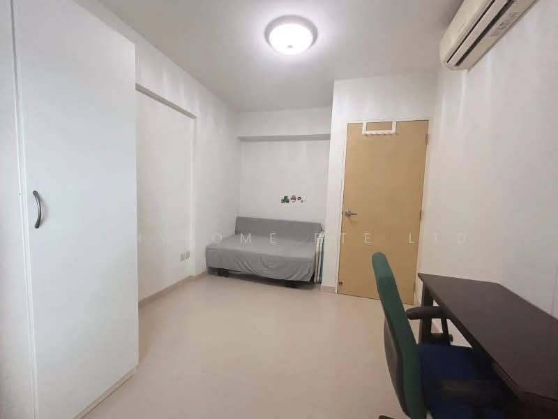 384 Bukit Batok West Avenue 5, 384 Bukit Batok West Avenue 5, 3 Bedrooms, 969 sqft, HDB Flat For Sale, by KEE PENG HAR, 500163782 - Interior - PropertyGuru.com.sg
