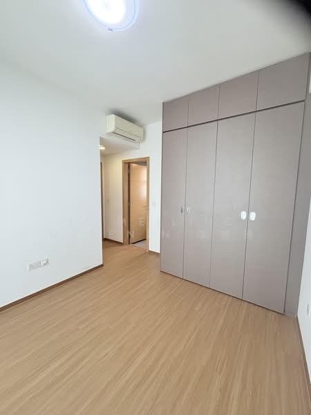 Vacanza @ East, 50 Lengkong Tujoh, 2 Bedrooms, 807 sqft, Condominium For Sale, by Li Meiling Queenin 李美玲, 500163785 - Master bedroom - PropertyGuru.com.sg