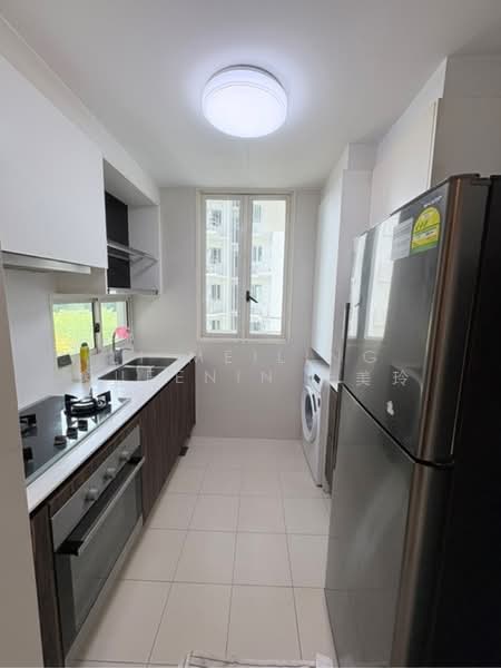 Vacanza @ East, 50 Lengkong Tujoh, Eunos / Geylang / Paya Lebar, 2 Bedrooms, 807 sqft, Condominium For Sale, by Li Meiling Queenin 李美玲, 500163785 - Kitchen - PropertyGuru.com.sg