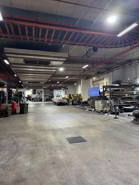 West Connect Building, 10 Buroh Street, 1,733 sqft, Factory / Workshop (B2) For Sale, by William Tan, 500163788 - Interior - CommercialGuru.com.sg