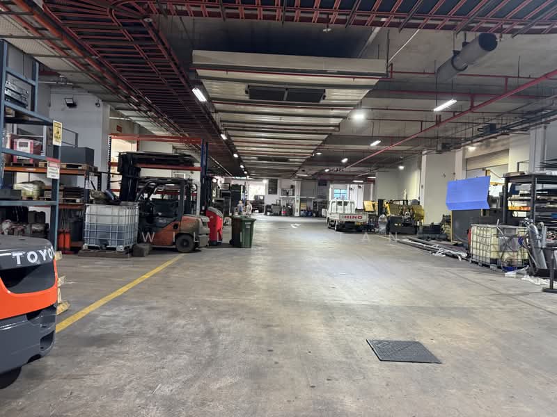 West Connect Building, 10 Buroh Street, 1,733 sqft, Factory / Workshop (B2) For Sale, by William Tan, 500163788 - CommercialGuru.com.sg