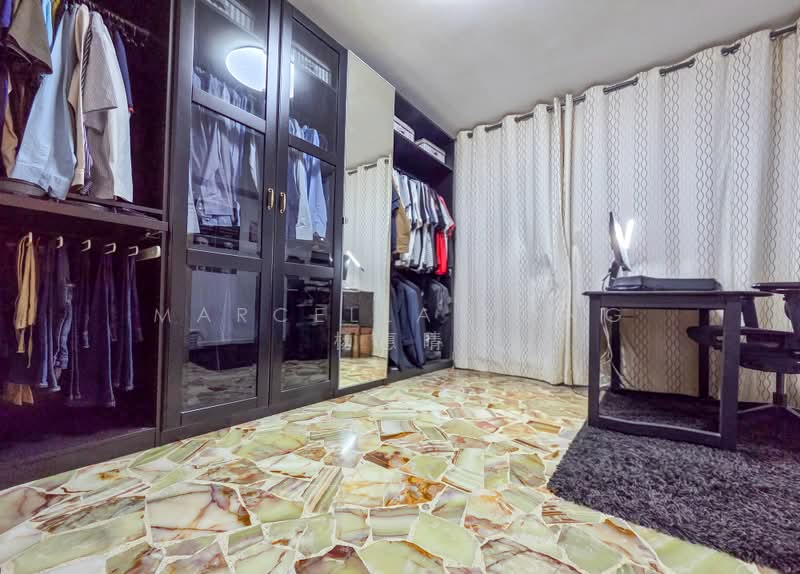 446 Hougang Avenue 8, 446 Hougang Avenue 8, 4 Bedrooms, 1,614 sqft, HDB Flat For Sale, by Marcella Yong 杨惠晴, 500163791 - Interior - PropertyGuru.com.sg
