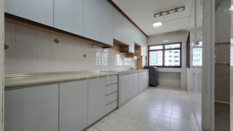 257A Compassvale Road, 257A Compassvale Road, 3 Bedrooms, 969 sqft, HDB Flat For Rent, by Jeff Lim, 500163810 - Kitchen - PropertyGuru.com.sg