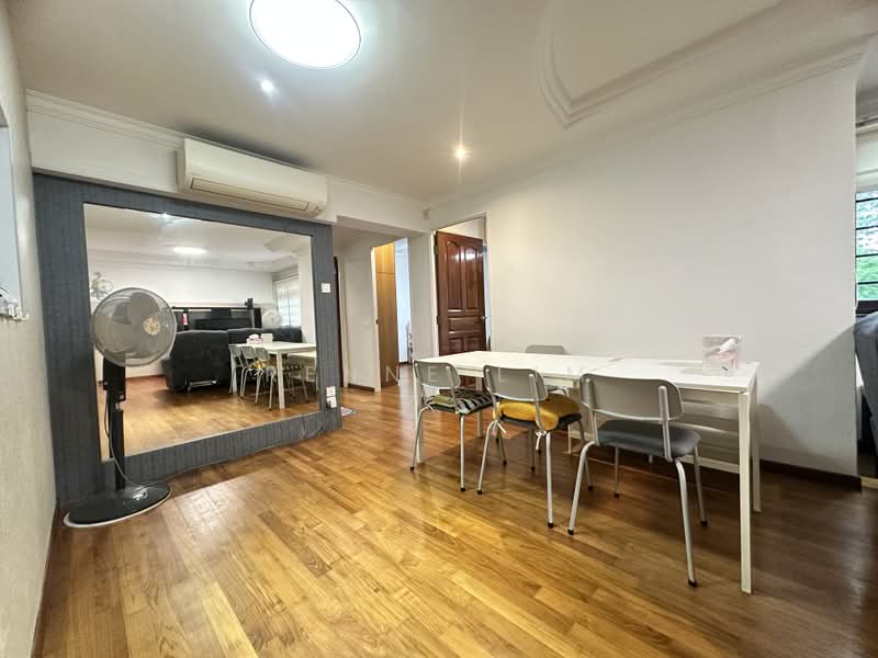 129 Rivervale Street, 129 Rivervale Street, 3 Bedrooms, 1,076 sqft, HDB Flat For Sale, by Renne Lim, 500163821 - Dining Room - PropertyGuru.com.sg