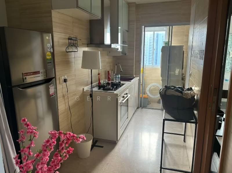 The Merlot, 101 Keng Lee Road, 1 Bedroom, 517 sqft, Apartment For Rent, by GERRAD ., 500163831 - Kitchen - PropertyGuru.com.sg
