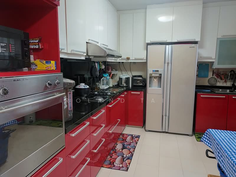 110 Mcnair Road, 110 Mcnair Road, 4 Bedrooms, 1,550 sqft, HDB Flat For Sale, by Roland Tai, 500163850 - Kitchen - PropertyGuru.com.sg
