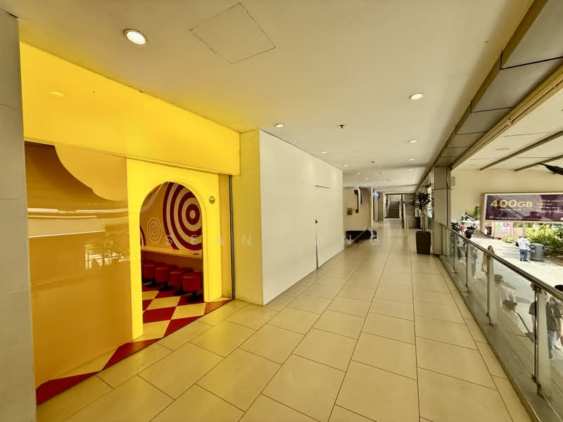 ☎️L1 Retail/F&B Space @ Orchard| Main Road/Taxi Stand Facing | High Footfall, , 884 sqft, Food & Beverage For Rent, by Sean Pang, 500163875 - Corridor - CommercialGuru.com.sg